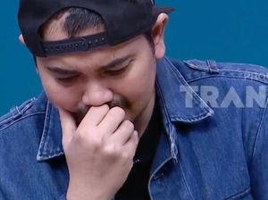 Duka Indra Bekti dan Kenangan Terakhir Bersama Ibu Sambung Duka Indra Bekti dan Kenangan Terakhir Bersama Ibu Sambung