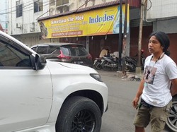 Mobil Mahasiswa Nommensen Dirusak Oknum Polisi Usai Bersenggolan