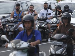 Manfaatkan Aturan Longgar, Bule pun Bebas Sewa Motor di Bali