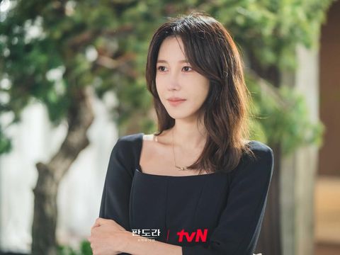 Lee Ji Ah di Pandora: Beneath in Paradise