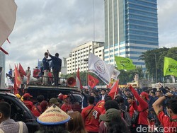 10 Tuntutan Buruh dan Mahasiswa Demo Tolak Perppu Ciptaker di DPR