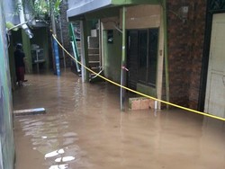 Titik Banjir Jakarta Menyusut, Tersisa 20 RT dan 1 Ruas Jalan