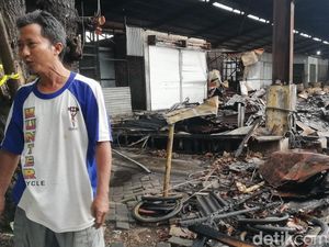 Nasib Pedagang Karangketug Kota Pasuruan Tak Jelas Usai 70 Kios Terbakar Nasib Pedagang Karangketug Kota Pasuruan Tak Jelas Usai 70 Kios Terbakar