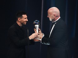 Messi kini sudah punya 77 koleksi gelar penghargaan individu sepanjang kariernya (Getty Images)