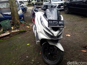Motor Misterius Diparkir di Pinggir Sawah Boyolali, Punya Siapa? Motor Misterius Diparkir di Pinggir Sawah Boyolali, Punya Siapa?