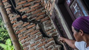 Tanah Bergerak di Lebak, 13 Rumah Warga Rusak