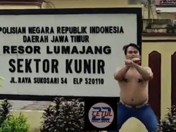 Heboh Pria Lumajang Joget TikTok Telanjang Dada di Polsek, Ini Pengakuannya