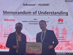 Telkomsel-Huawei Teken MoU Eksplorasi Teknologi dan Otak Telkomsel-Huawei Teken MoU Eksplorasi Teknologi dan Otak