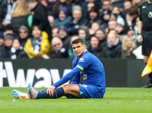 Thiago Silva Cedera Lutut, Mungkin Absen 5-6 Pekan