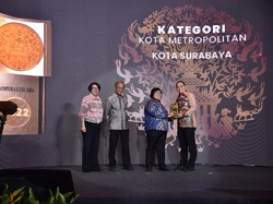 Surabaya Sabet Adipura Kencana ke-7, Walkot Eri: Berkat Gotong Royong Warga