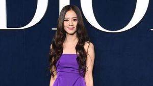 Gaya 10 Artis Korea di Paris Fashion Week 2023, Jisoo Hingga Hyein NewJeans