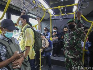 Cegah Pelecehan Seksual, Personel TNI Disiagakan di TransJakarta Cegah Pelecehan Seksual, Personel TNI Disiagakan di TransJakarta