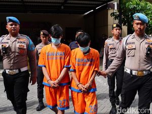 2 Pembunuh Perempuan yang Terikat-Setengah Bugil di Sidoarjo Ditangkap 2 Pembunuh Perempuan yang Terikat-Setengah Bugil di Sidoarjo Ditangkap