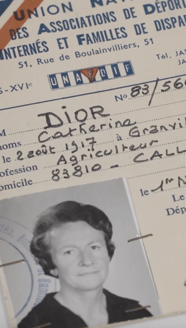 Foto: instagram.com/dior Dokumen deportasi Catherine Dior/