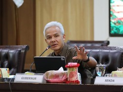 Ganjar Minta Warga Segera Evakuasi Diri Jika Kondisi Erupsi Merapi Memburuk