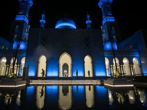 Kemegahan Masjid Raya Syeikh Zayed Solo yang Sudah Dibuka