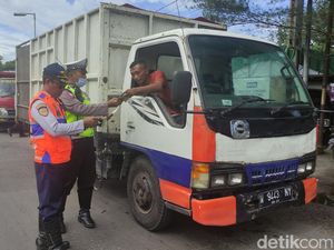 22 Truk ODOL Berpotensi Sebabkan Kecelakaan Terjaring Razia di Sidoarjo