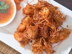 Resep Kepala Udang Goreng Krispi yang Renyahnya Bikin Nagih