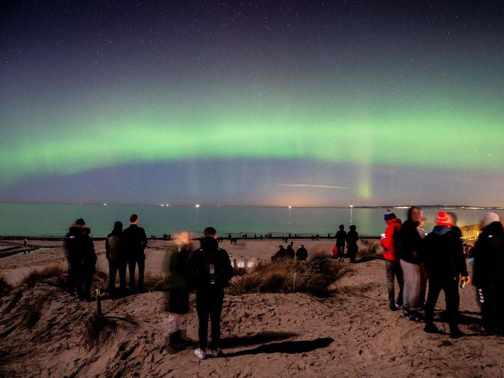 Terpesona Magisnya Aurora Borealis di Langit Denmark