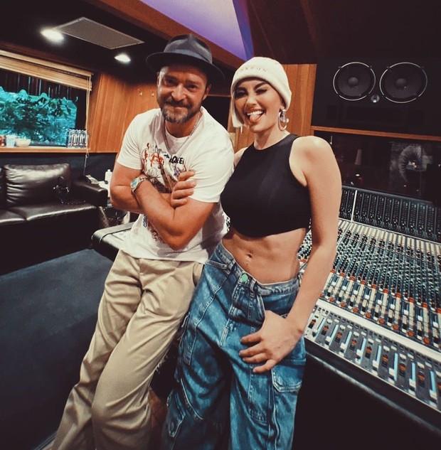 artis indonesia tinggal di luar negeri