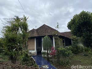 Warga Garut dan Ciamis Pernah Ramai-ramai Ngungsi ke Kota Paris Warga Garut dan Ciamis Pernah Ramai-ramai Ngungsi ke Kota Paris