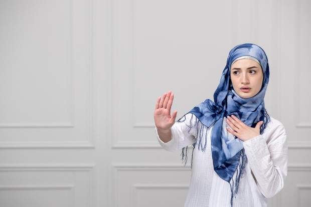 Beristigfar menjauhkan dari perilaku buruk/Foto: freepik.com/KamranAydinov