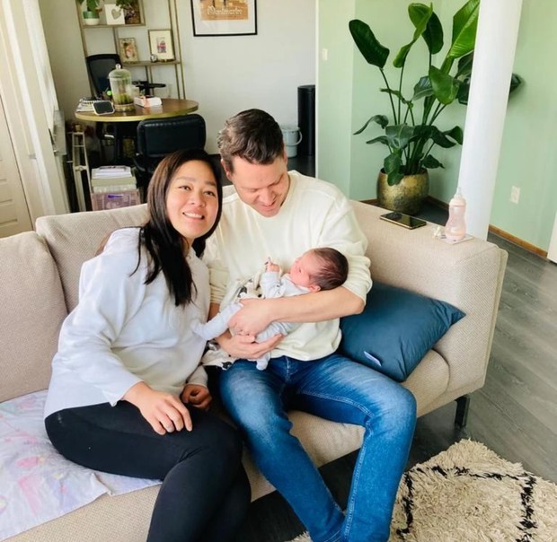 artis indonesia yang tinggal di luar negeri