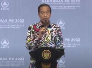 Jokowi Sentil Bantuan di Lokasi Bencana Cuma Lewat tapi Tak Dibagikan Jokowi Sentil Bantuan di Lokasi Bencana Cuma Lewat tapi Tak Dibagikan