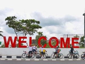 Lampu LED Welcome To Lombok di Depan Bandara Dicuri! Lampu LED Welcome To Lombok di Depan Bandara Dicuri!