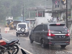 Jalur Malang-Kediri Sempat Ditutup Saat Hujan Antisipasi Longsor Susulan