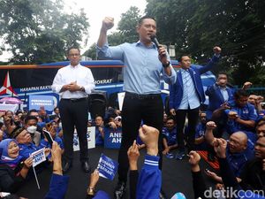 AHY: Kemunduran Demokrasi di RI Akibat Politik Uang-Identitas Merajalela