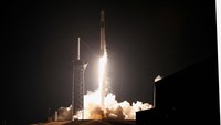 Roket SpaceX Seberat 4 Ton Akhirnya Menghantam Bulan, Bahayakan Bumi?