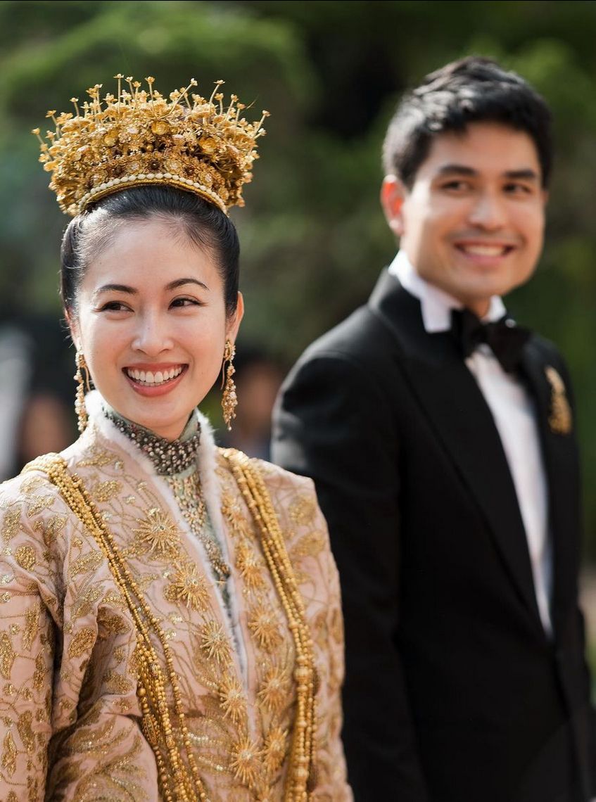 Nong Poy dan Oak Phakwa Menikah Nong Poy dan Oak Phakwa Menikah