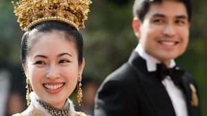 Resmi Menikah! Intip 6 Foto Nong Poy Si Transgender Peneliti Obat Kanker Payudara