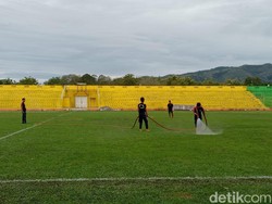 Jelang PSM Vs Persis Solo, Lapangan Stadion BJ Habibie Diperbaiki gegara Ini