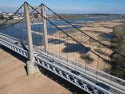 Anomali! Sungai Terpanjang di Prancis Alami Kekeringan Dahsyat