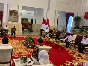 Jokowi soal Rencana Kerja 2024: Jangan Ada yang Tidak Diselesaikan! Jokowi soal Rencana Kerja 2024: Jangan Ada yang Tidak Diselesaikan!