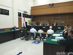 Eks Kepala BPN Lebak Didakwa Gratifikasi Rp 18,1 M Urus Tanah Benny Tjokro