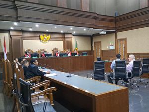 Sidang WN AS Terdakwa Korupsi Satelit Kemhan Ditunda gegara Tak Ada Pengacara