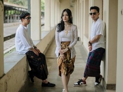 5 Lagu Puitis dan Bikin Baper dari Soegi Bornean Selain Asmalibrasi