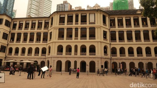 Bekas Kantor Polisi di Hong Kong Jadi Tempat Nongkrong, Kok Keren?
