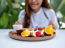 Waspada Bahaya Makanan Manis Bagi Kesehatan Anak Saat Lebaran