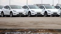 Wujud Tesla Maut yang Konon Bisa Mendadak Ngebut Sendiri