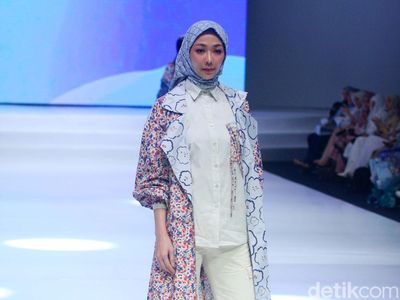 10 Koleksi Busana Aleza x Ayla Dimitri di Indonesia Fashion Week 2023