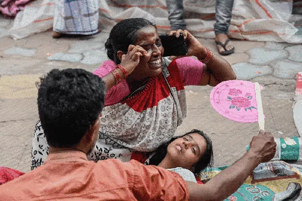 Histeris Warga India Saat Wabah Adenovirus Merebak