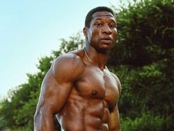 Jonathan Majors Diasingkan Hollywood Usai Tersangkut Kasus KDRT