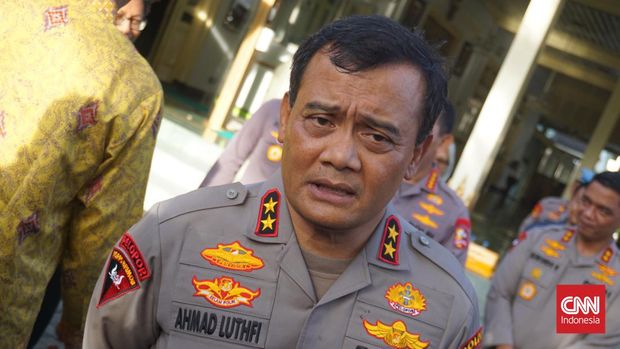 Kapolda Jawa Tengah Irjen Pol Ahmad Lutfhi di di Kompleks Kepatihan, Kota Yogyakarta, Jumat (3/3).