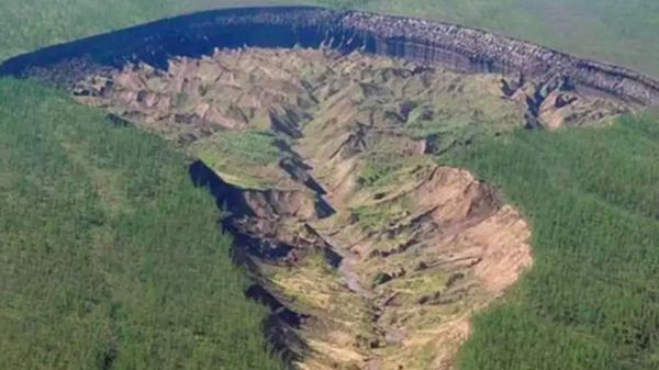 Gerbang Bawah Tanah Makin Melebar, Apa Isinya?