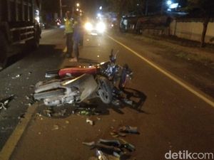 Perempuan yang Tewas Kecelakaan di Gresik Sudah Terungkap Identitasnya