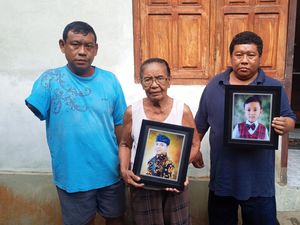 Cerita Pilu Keluarga Korban Meninggal Kecelakaan Maut Travel Panca Sari Cerita Pilu Keluarga Korban Meninggal Kecelakaan Maut Travel Panca Sari
